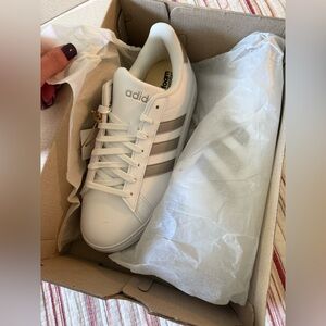 Adidas Grand Court 2.0 White and Gray Sneakers